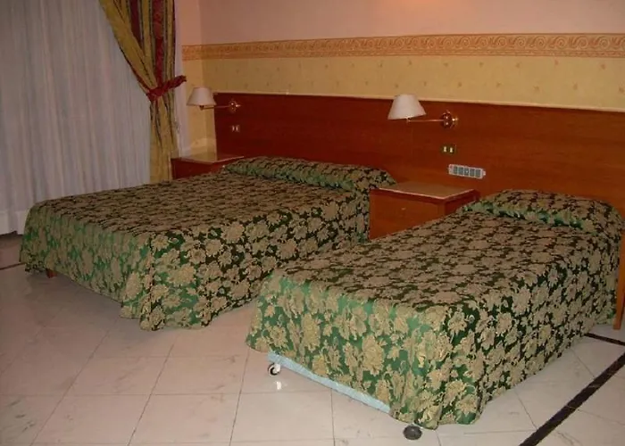 Repubblica 3* Roma